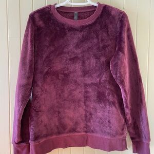 Gaiam - Red Wine - Purple long sleeves faux plush top - S -